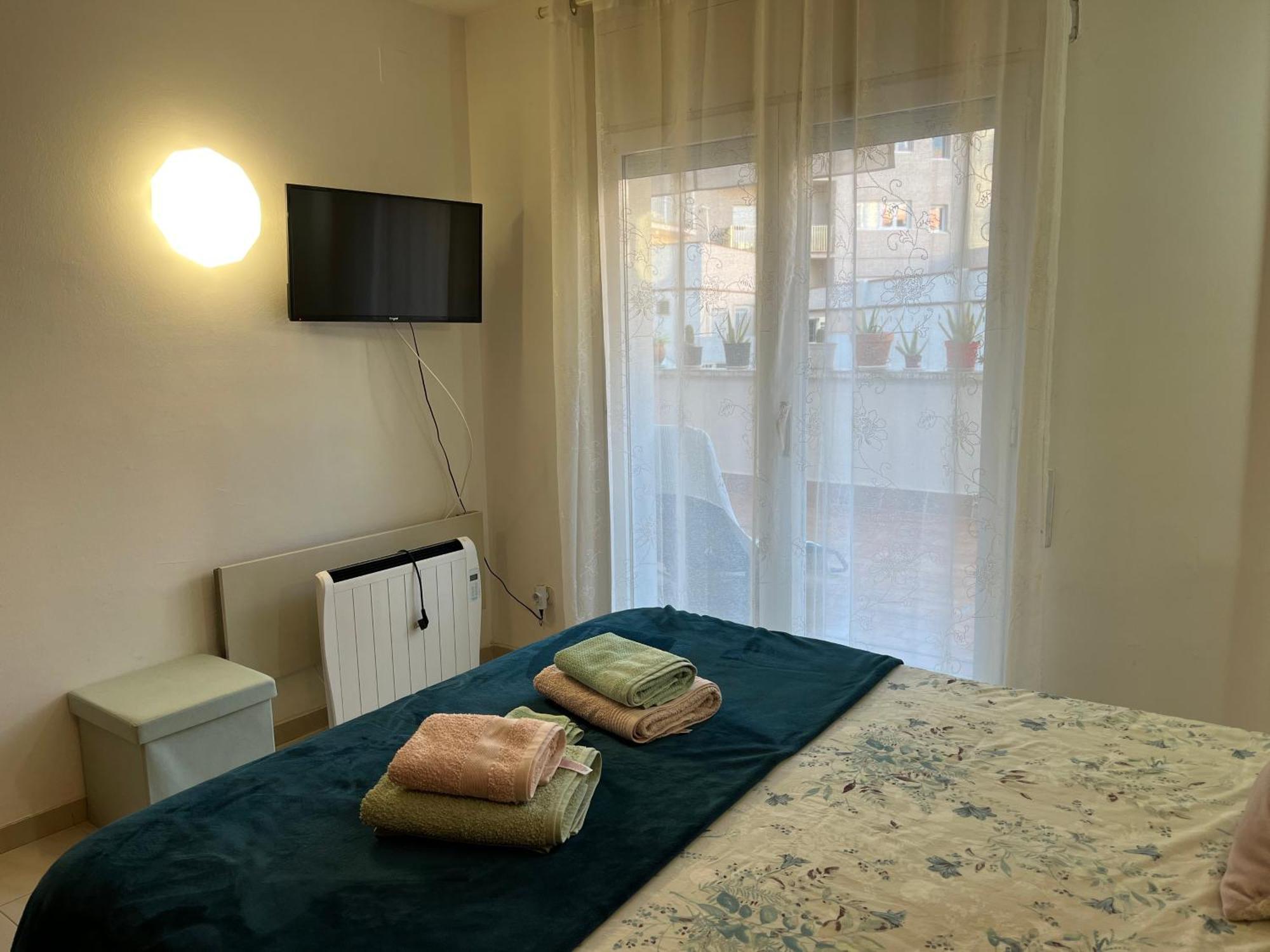 Comode Apartament Al Bell Mig De Gerona Exterior foto